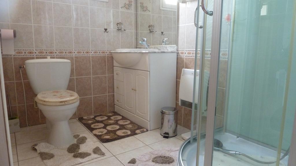 Hotel La Lezardiere La Colle-sur-Loup Pokoj fotografie